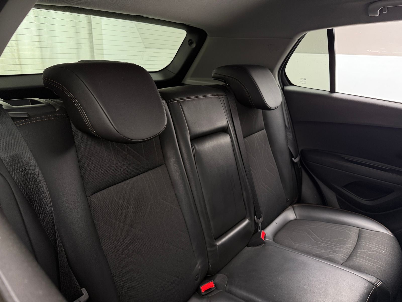 Thumbnail: 2017 Chevrolet Trax - 6