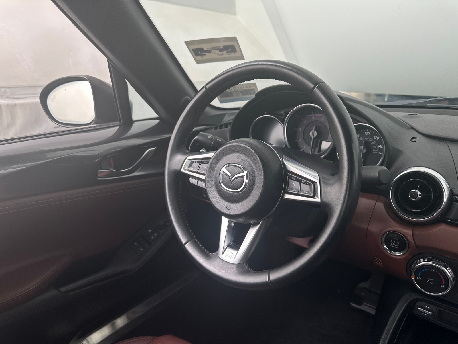 Thumbnail: 2017 Mazda MX-5 Miata - 4
