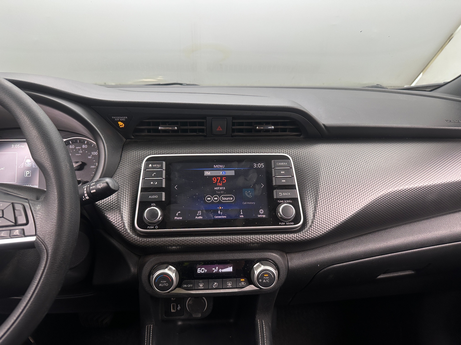 Thumbnail: 2020 Nissan Kicks - 4
