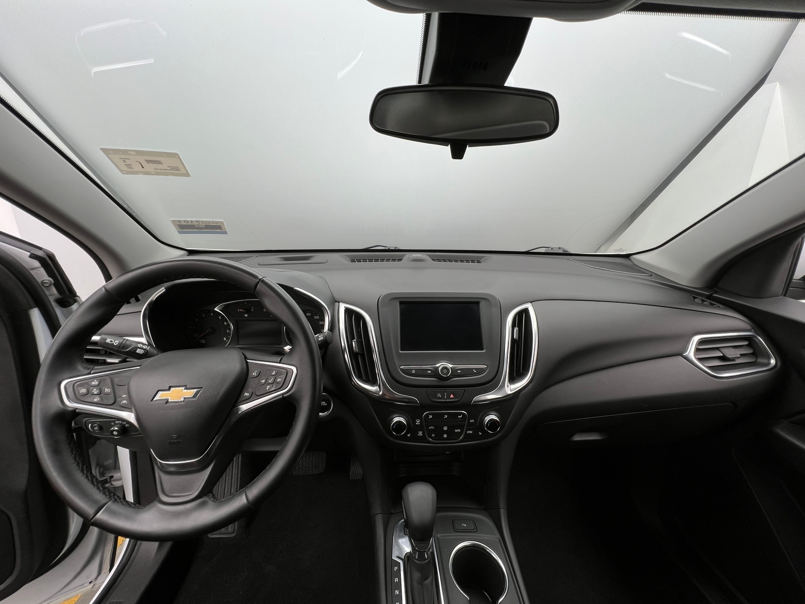 Thumbnail: 2024 Chevrolet Equinox - 3