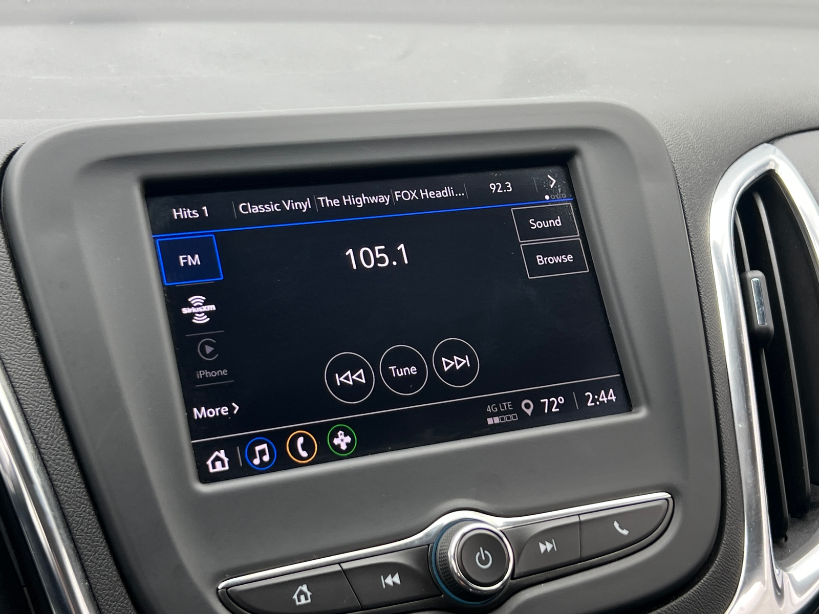 Thumbnail: 2024 Chevrolet Equinox - 4