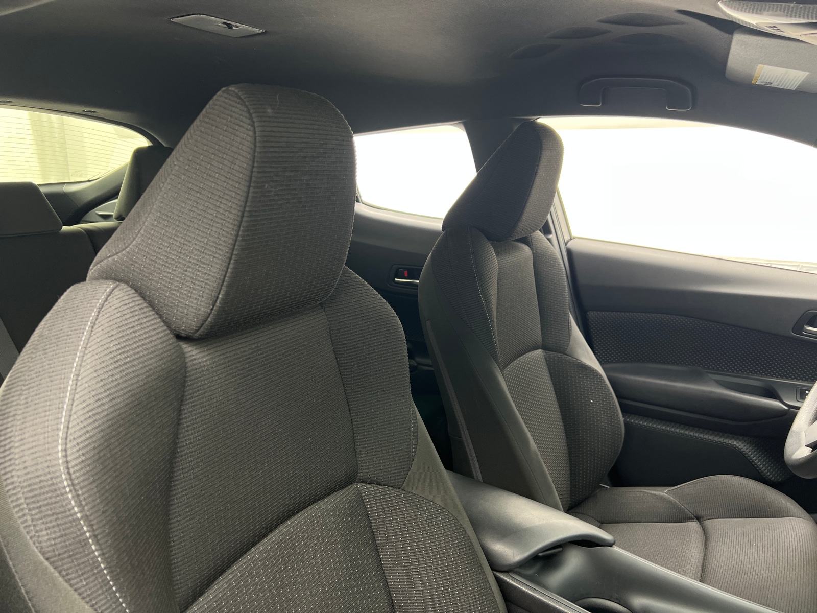 Thumbnail: 2019 Toyota C-HR - 2