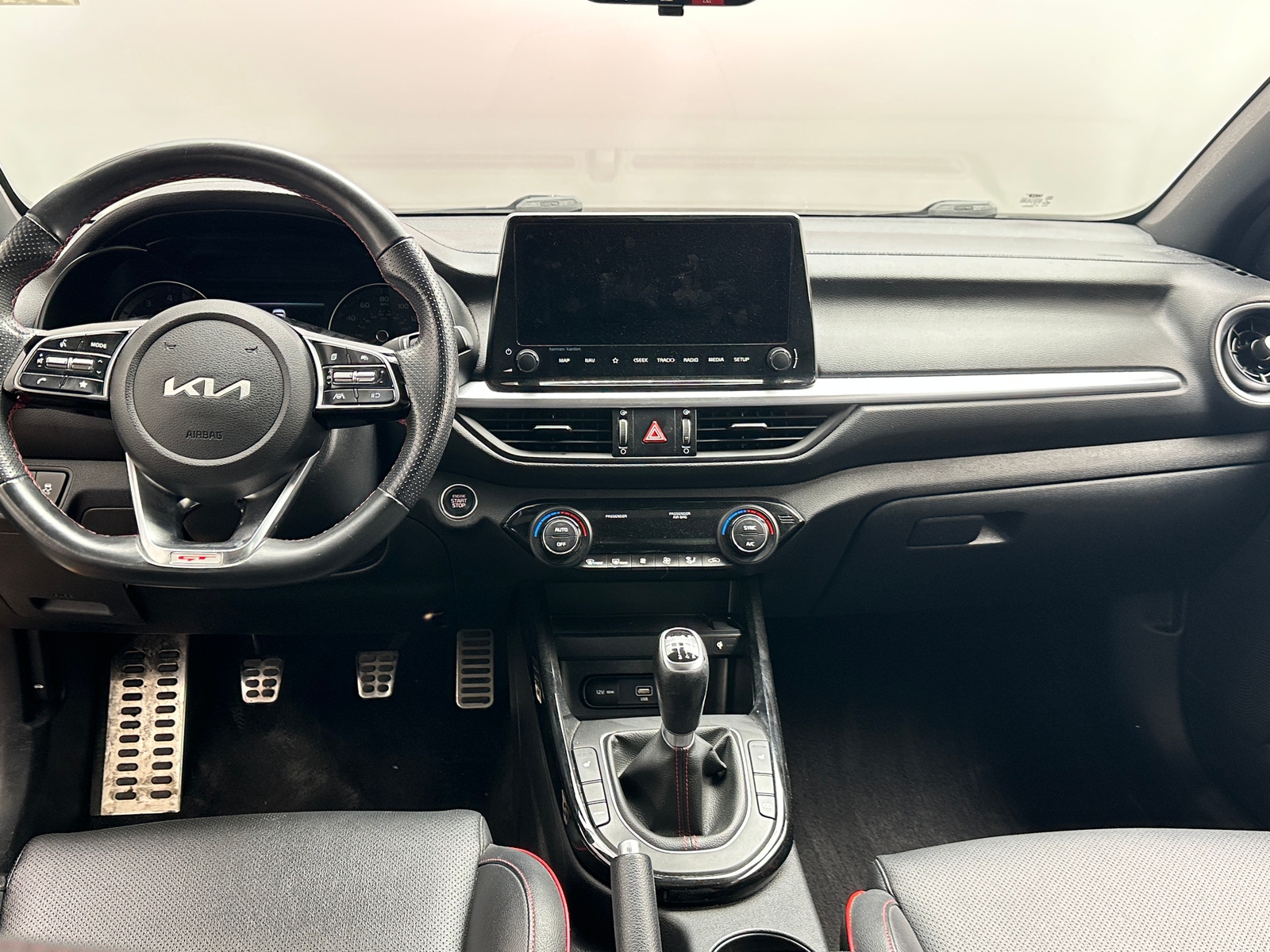 Thumbnail: 2023 Kia Forte - 3