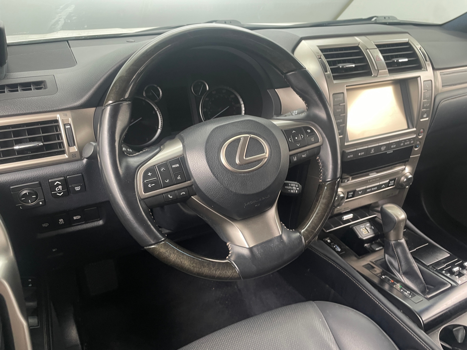 Thumbnail: 2020 Lexus GX - 4