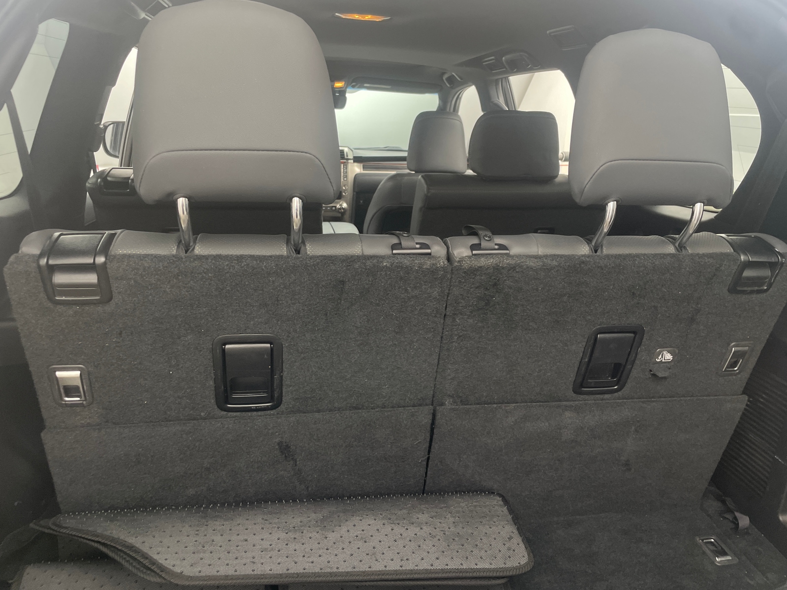Thumbnail: 2020 Lexus GX - 6