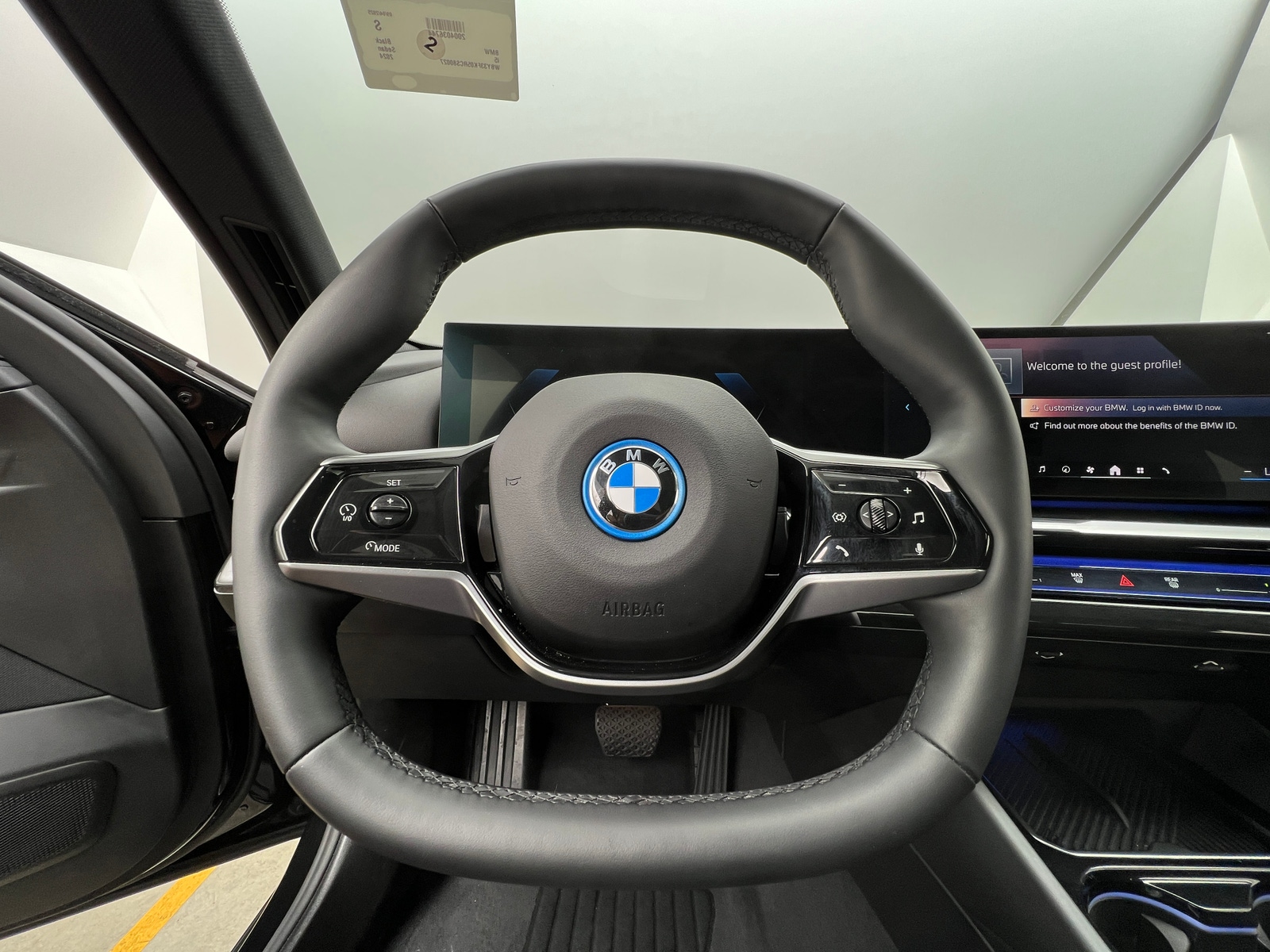Thumbnail: 2024 BMW i5 - 4