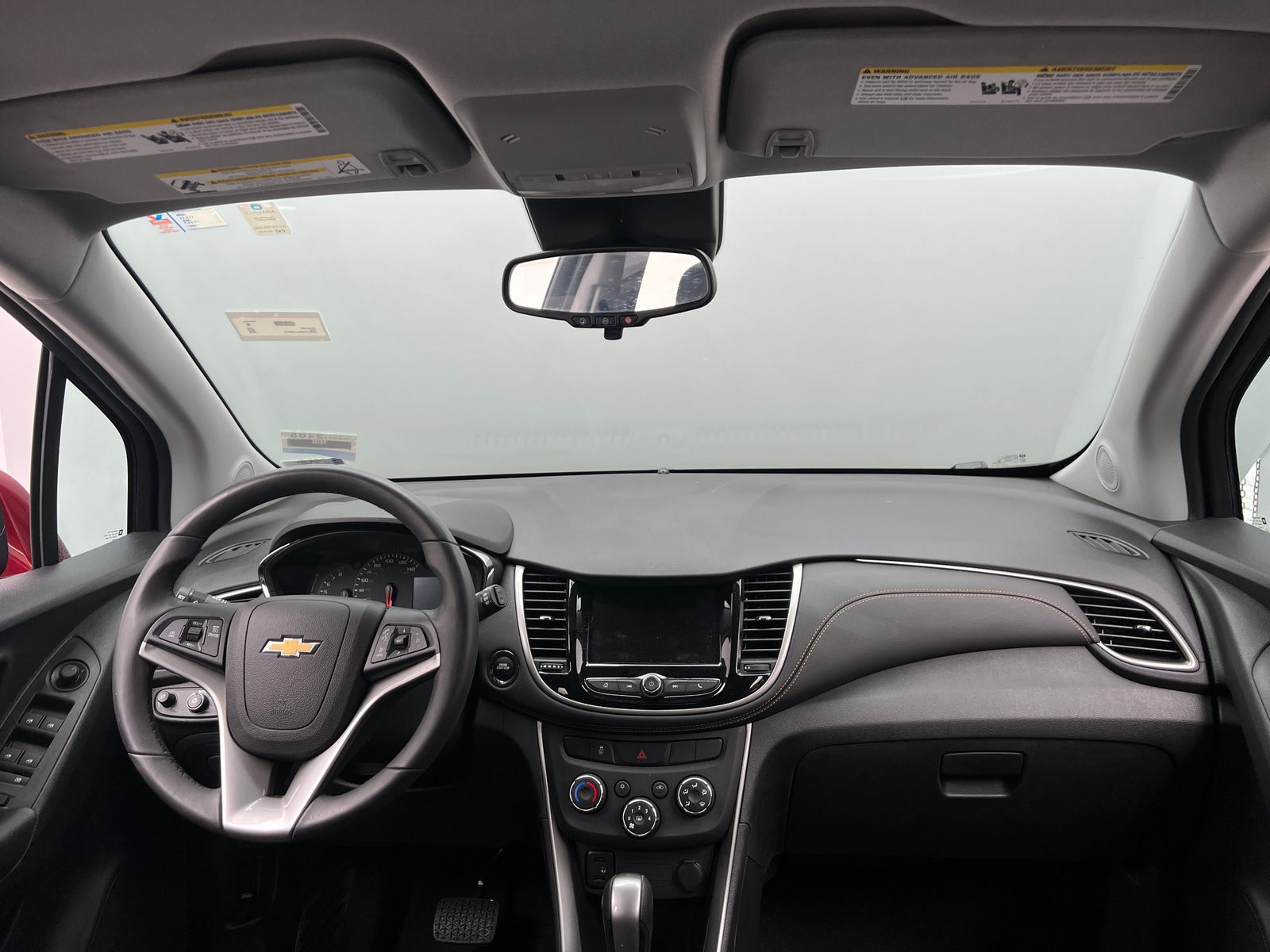 Thumbnail: 2020 Chevrolet Trax - 3
