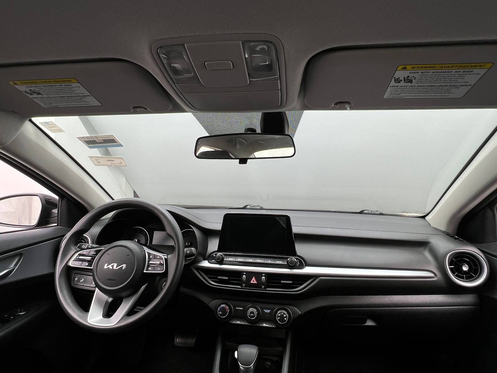Thumbnail: 2024 Kia Forte - 3