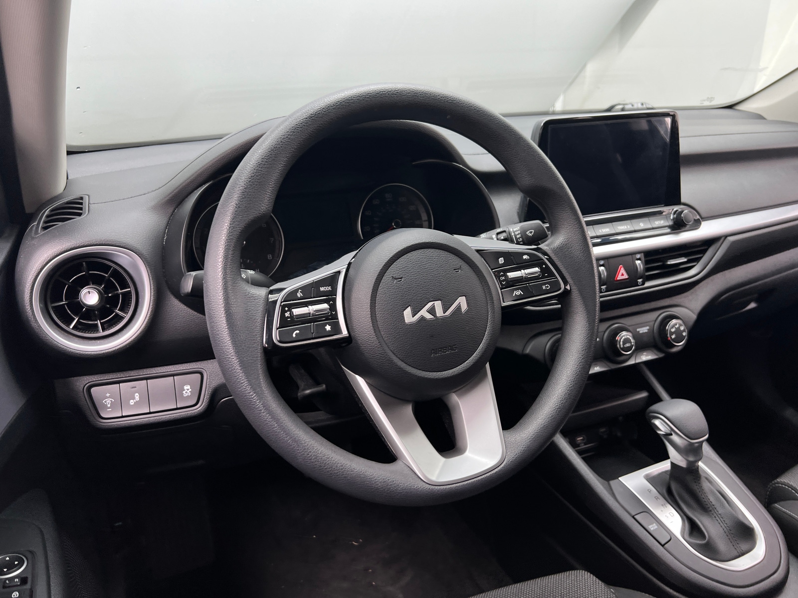 Thumbnail: 2024 Kia Forte - 5
