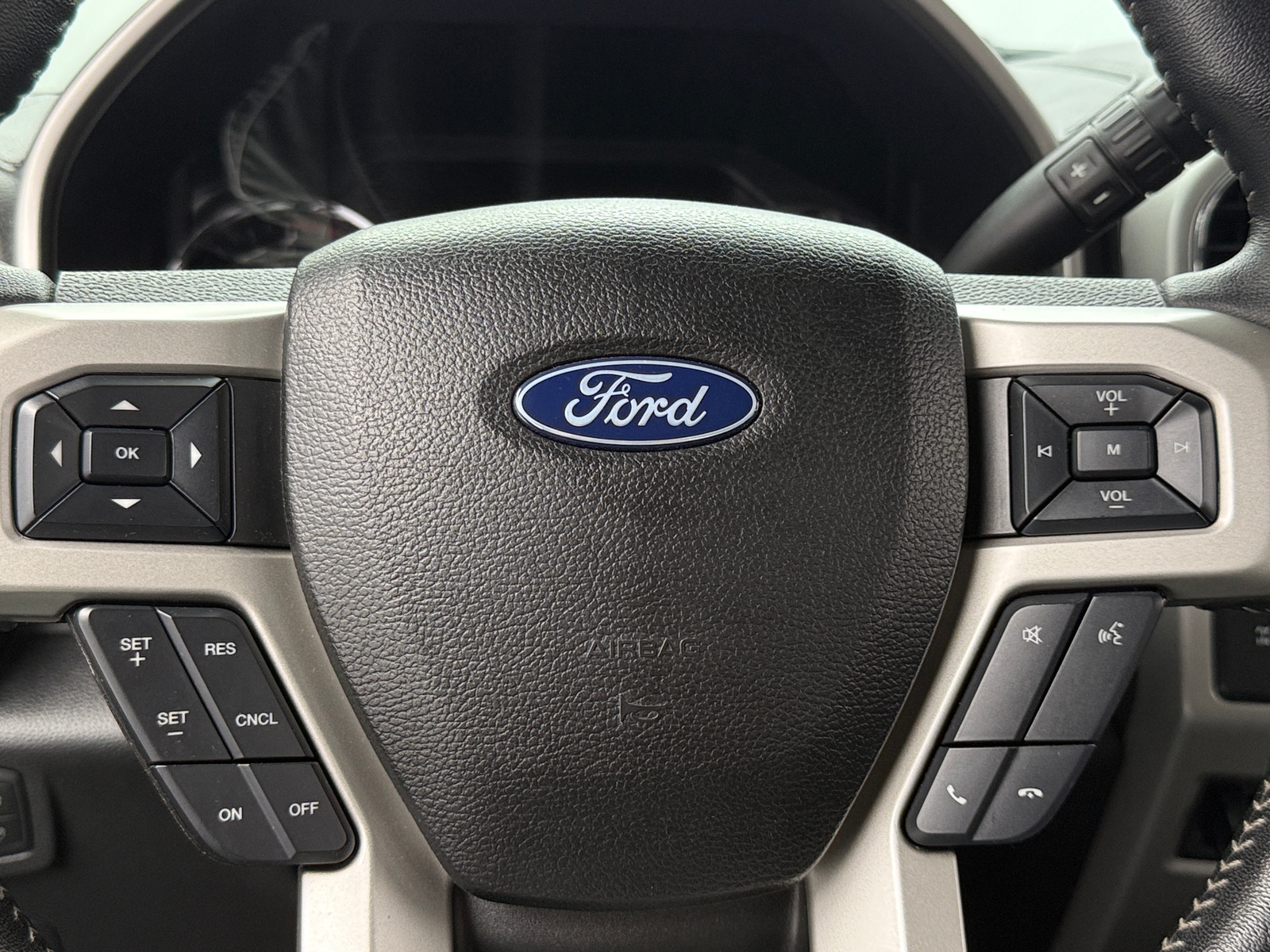 Thumbnail: 2019 Ford Econoline - 4