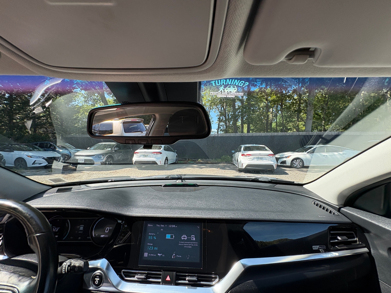 Thumbnail: 2022 Kia Niro - 3