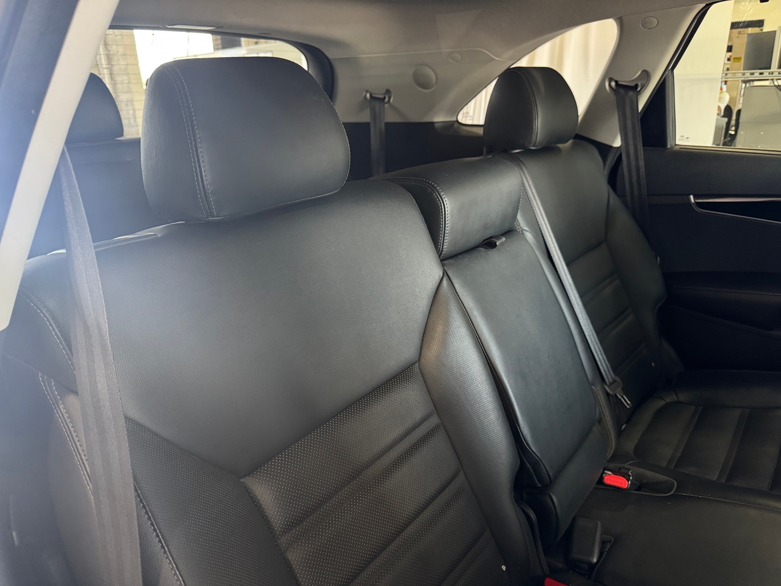 Thumbnail: 2016 Kia Sorento - 5