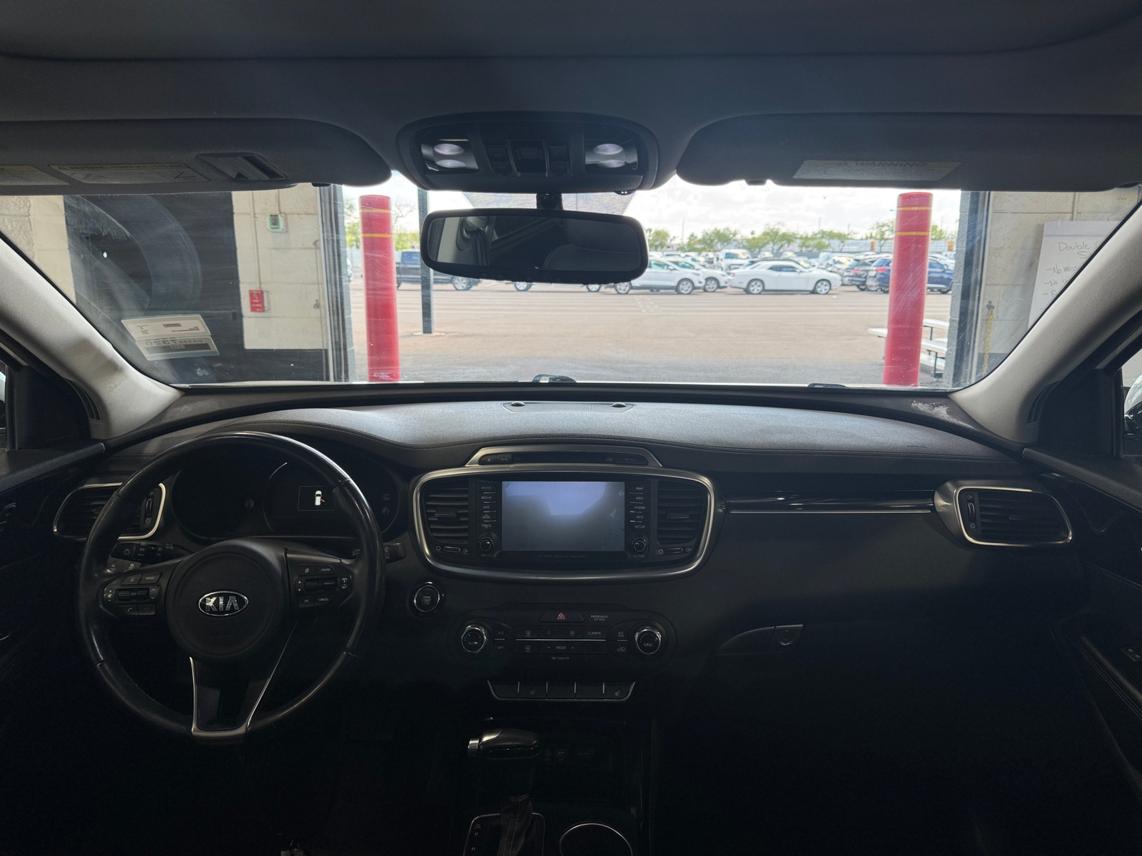 Thumbnail: 2016 Kia Sorento - 2