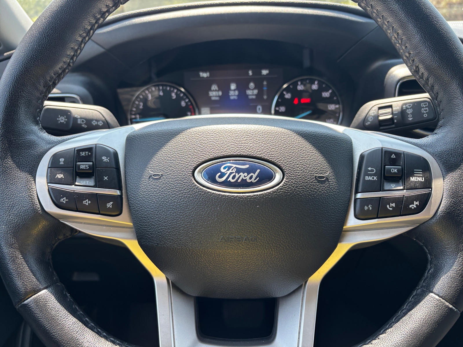 Thumbnail: 2023 Ford Explorer - 5