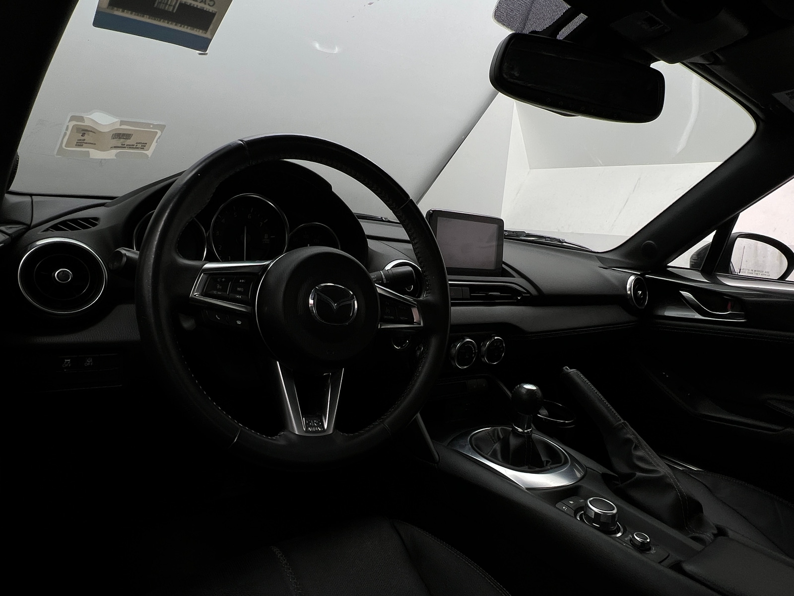 Thumbnail: 2022 Mazda MX-5 Miata - 2