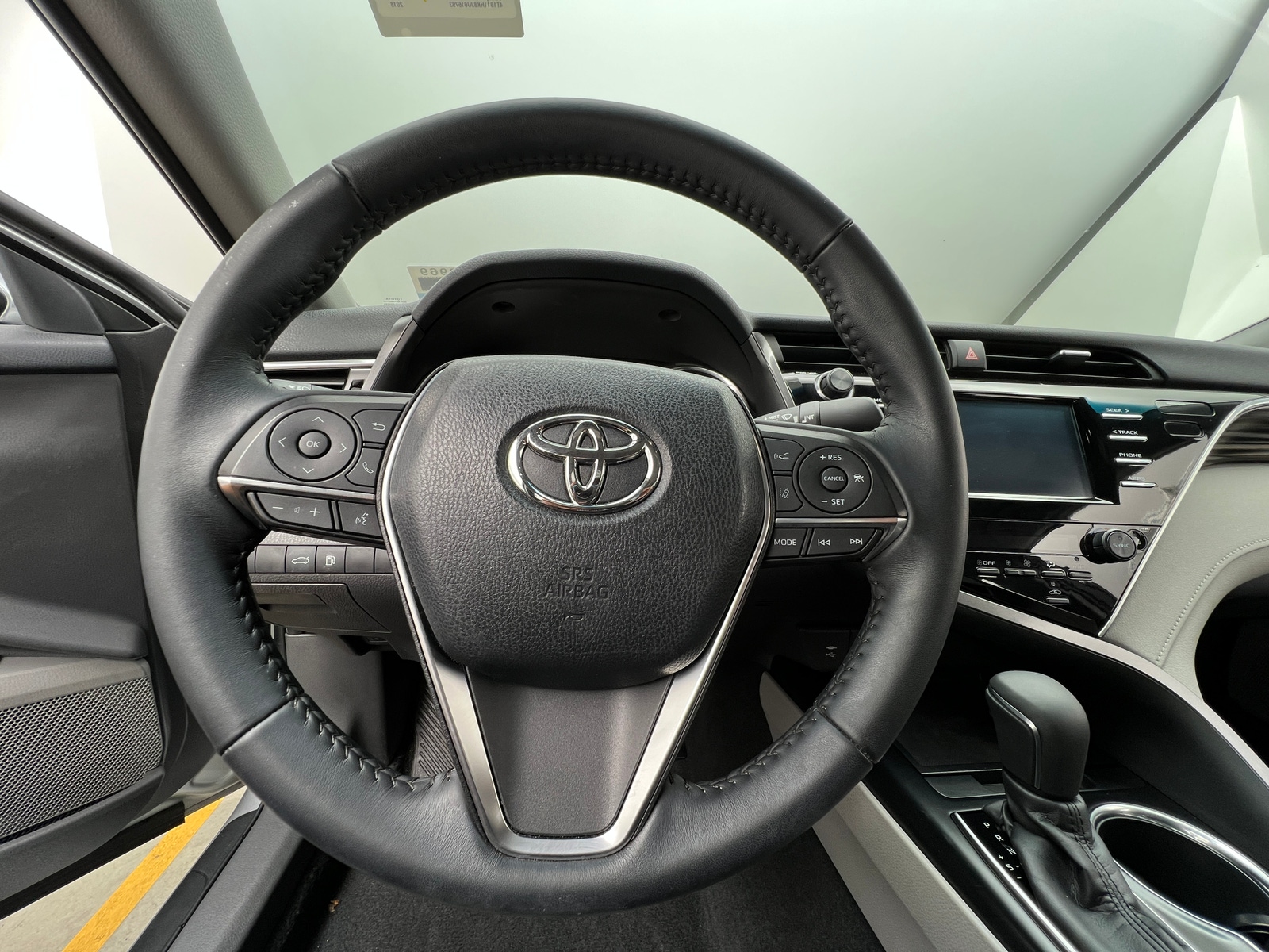 Thumbnail: 2018 Toyota Camry - 5