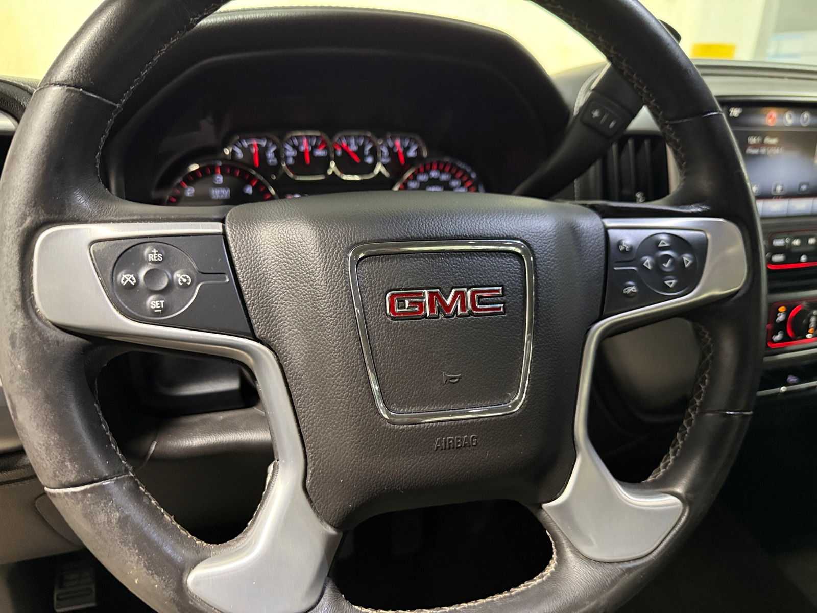 Thumbnail: 2014 GMC Sierra 1500 - 5