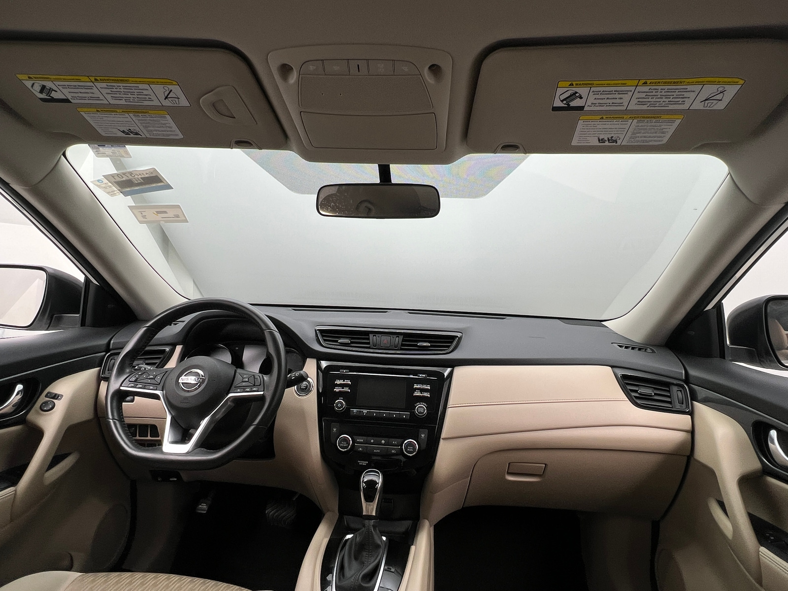 Thumbnail: 2017 Nissan Rogue - 3