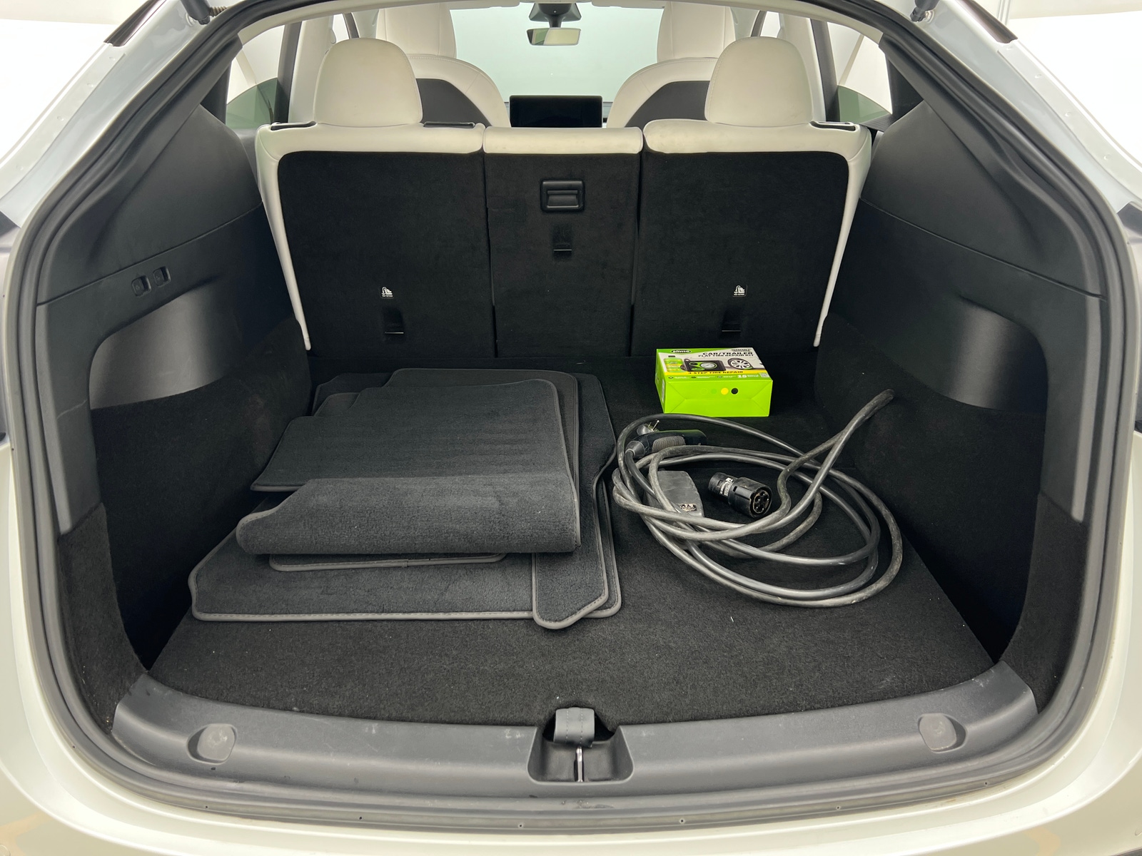 Thumbnail: 2022 Tesla Model Y - 6