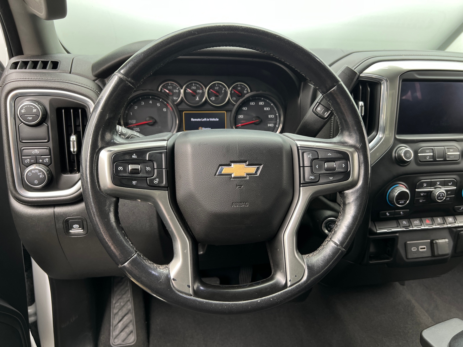 Thumbnail: 2019 Chevrolet Silverado 1500 - 5