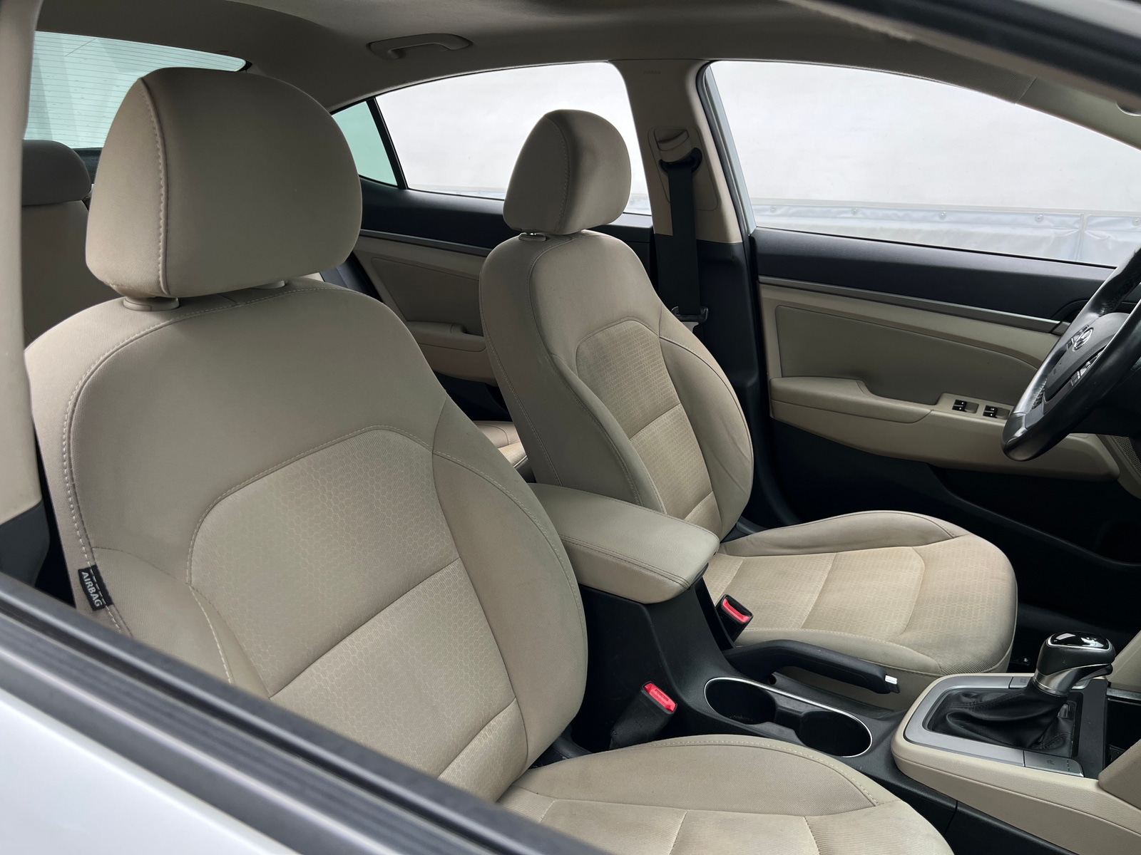 Thumbnail: 2017 Hyundai Elantra - 2