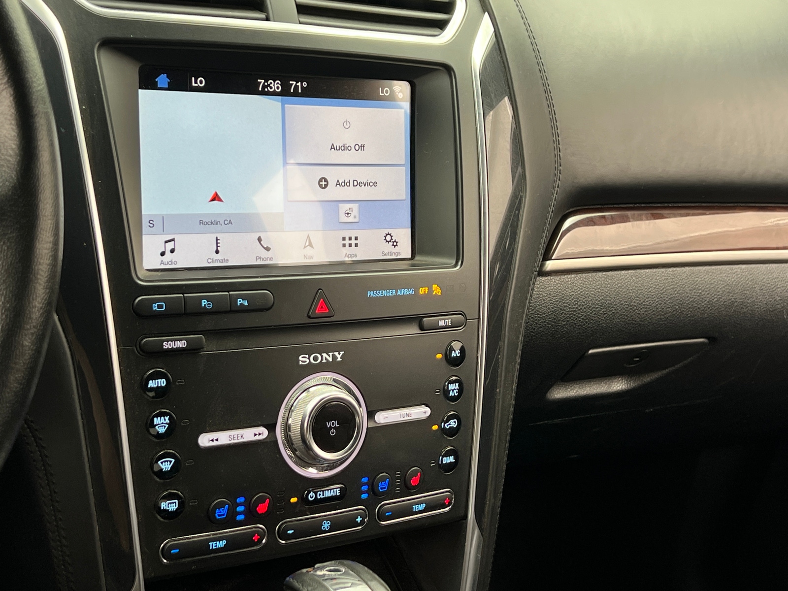 Thumbnail: 2019 Ford Explorer - 3