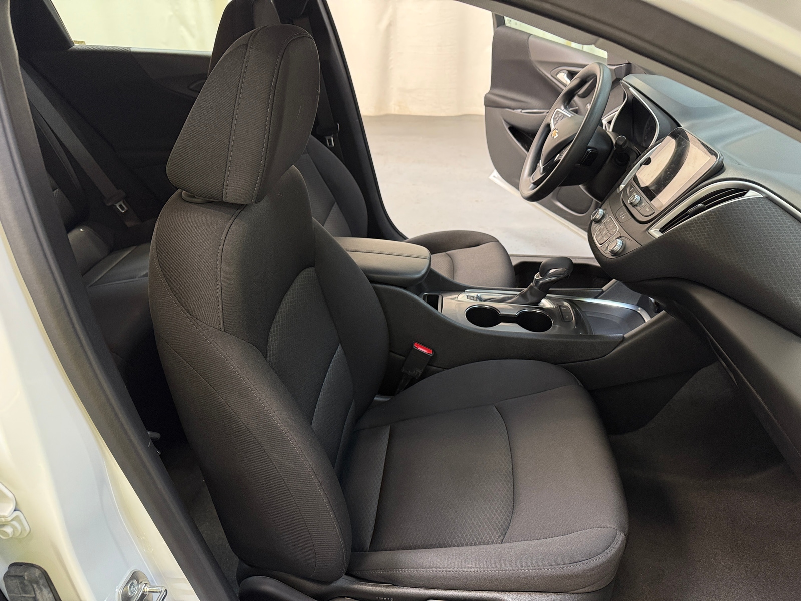 Thumbnail: 2024 Chevrolet Malibu - 2