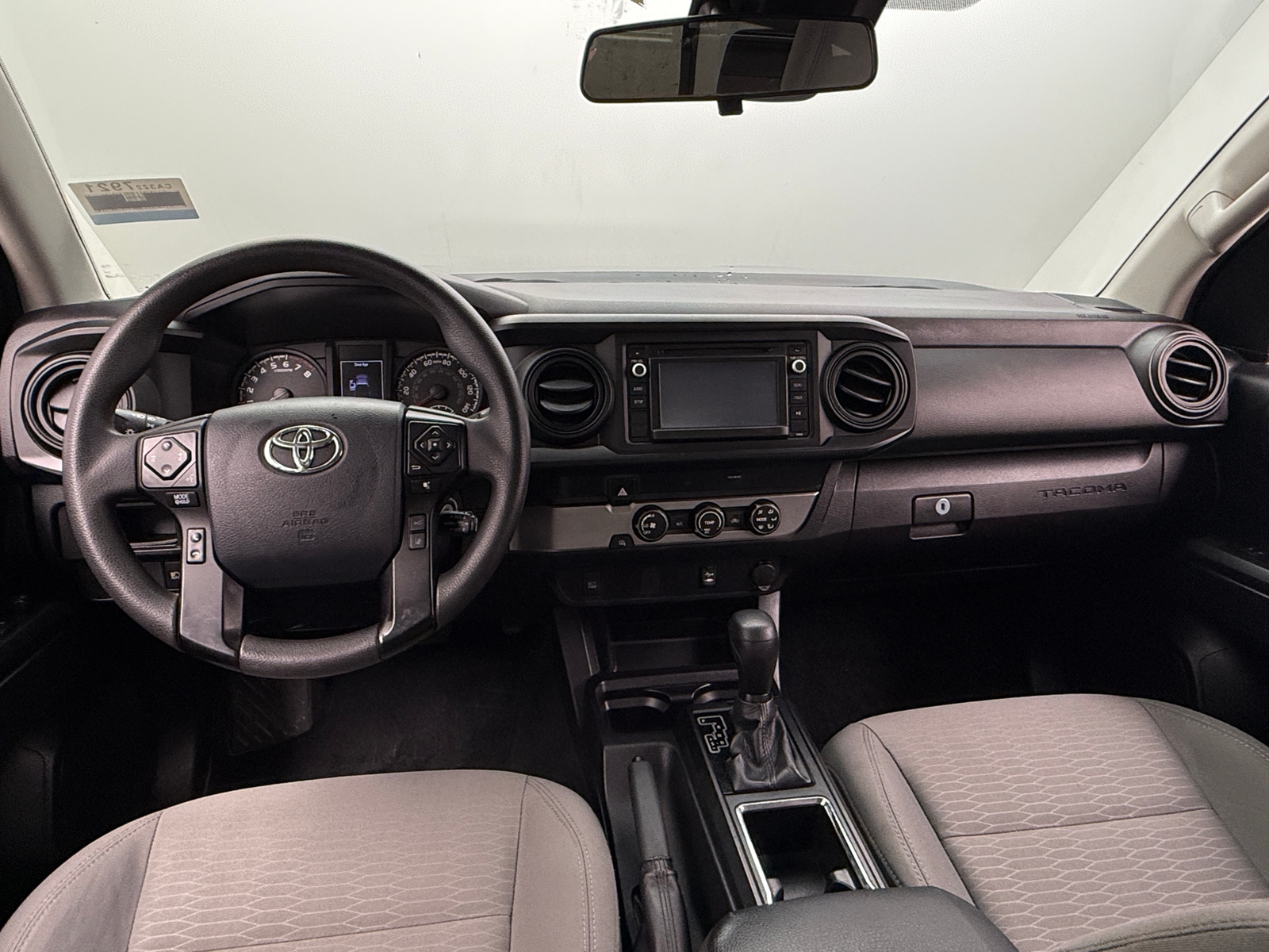 Thumbnail: 2019 Toyota Tacoma - 3