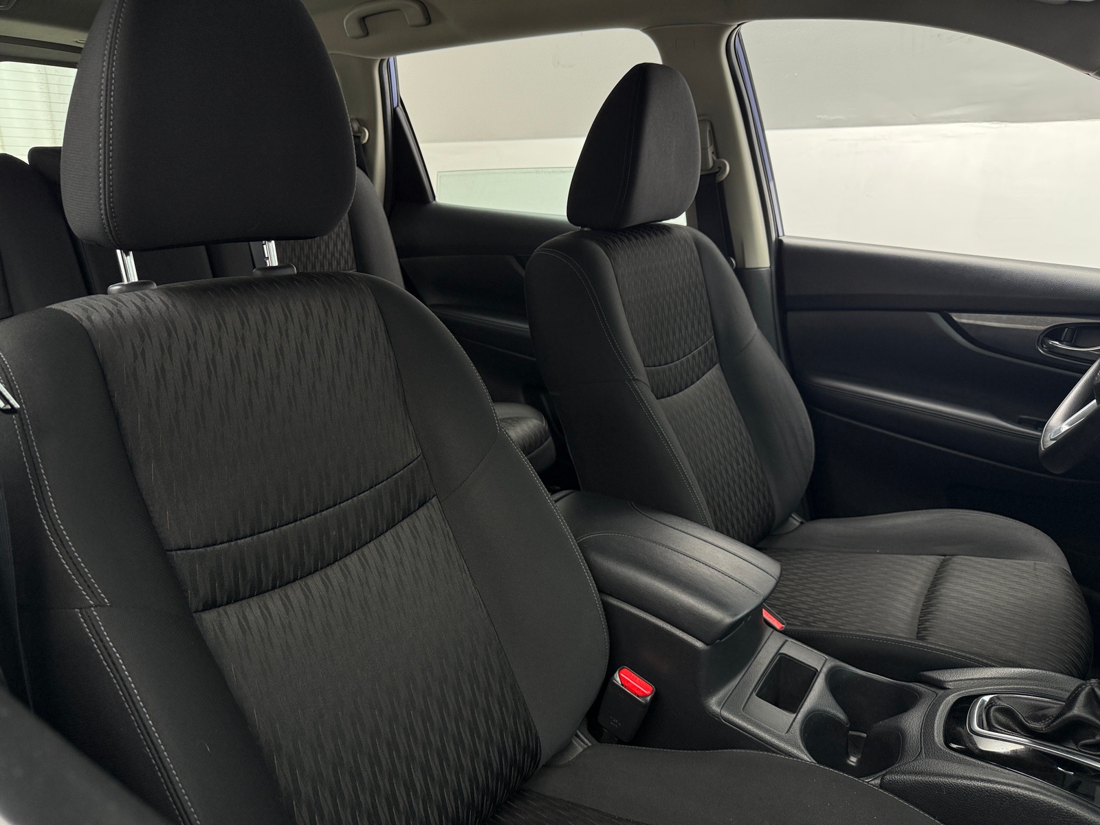 Thumbnail: 2018 Nissan Rogue - 2