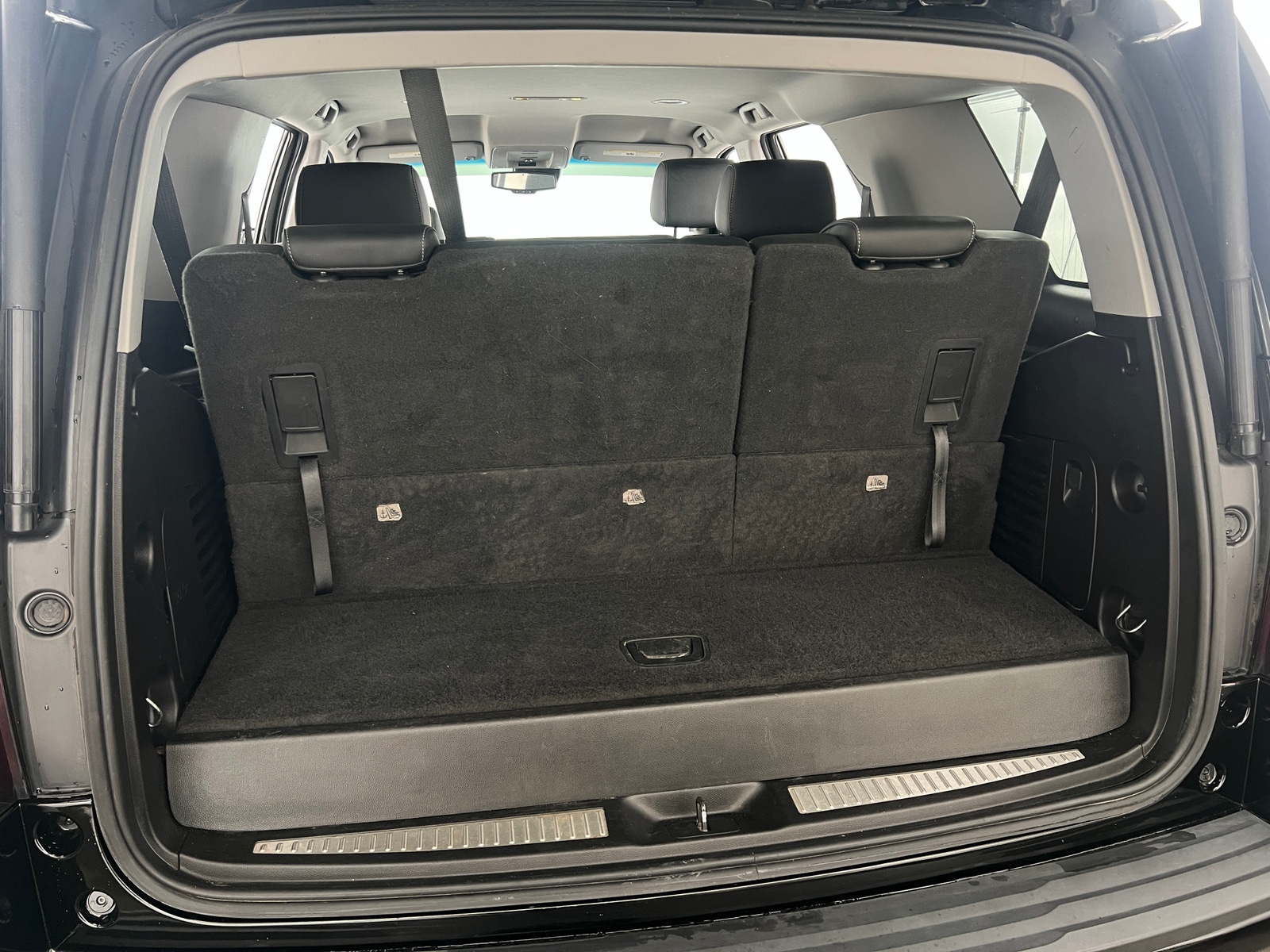 Thumbnail: 2019 Chevrolet Tahoe - 6