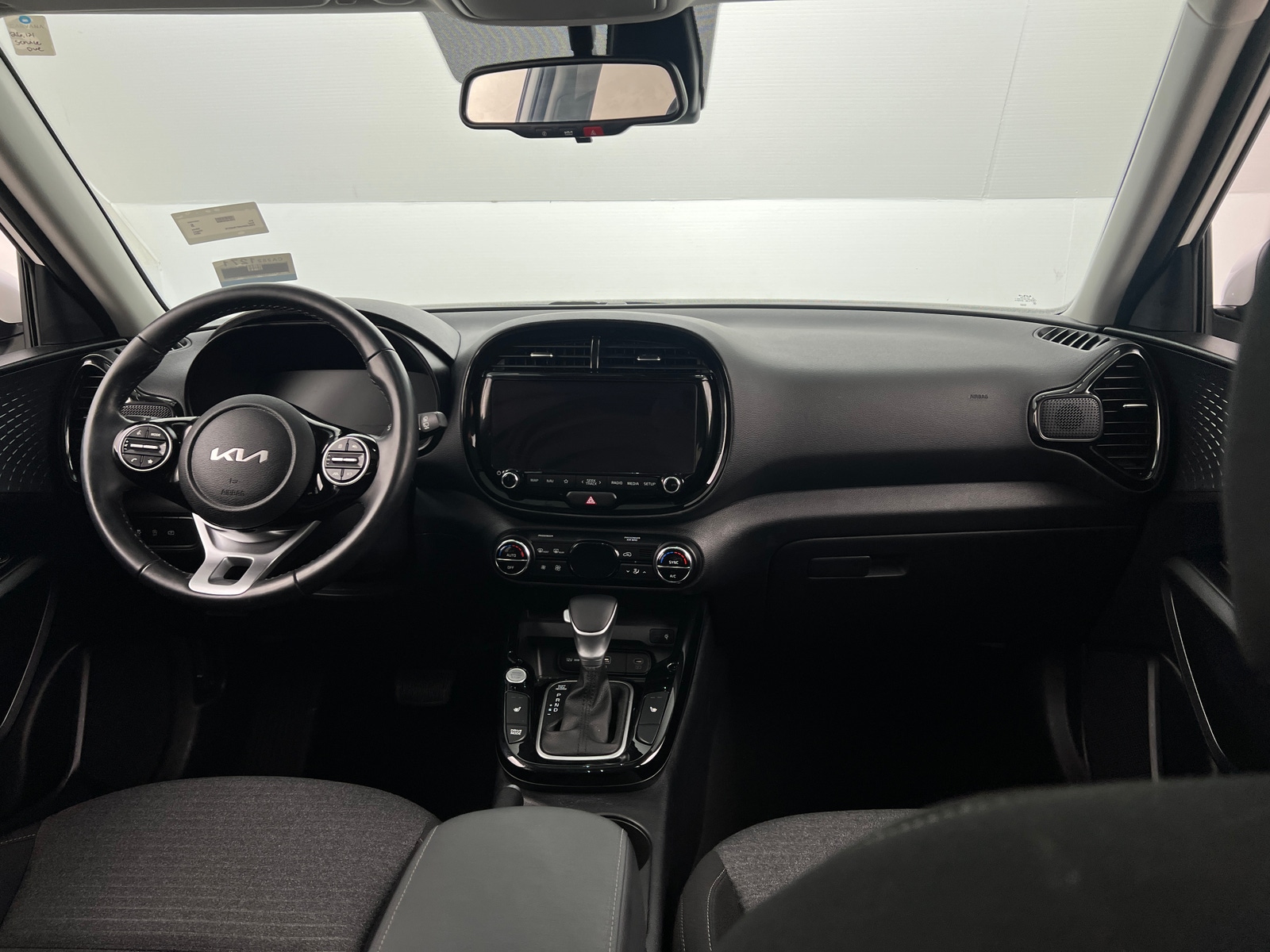 Thumbnail: 2023 Kia Soul - 3
