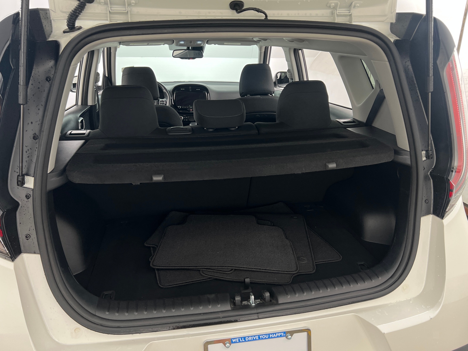 Thumbnail: 2023 Kia Soul - 7