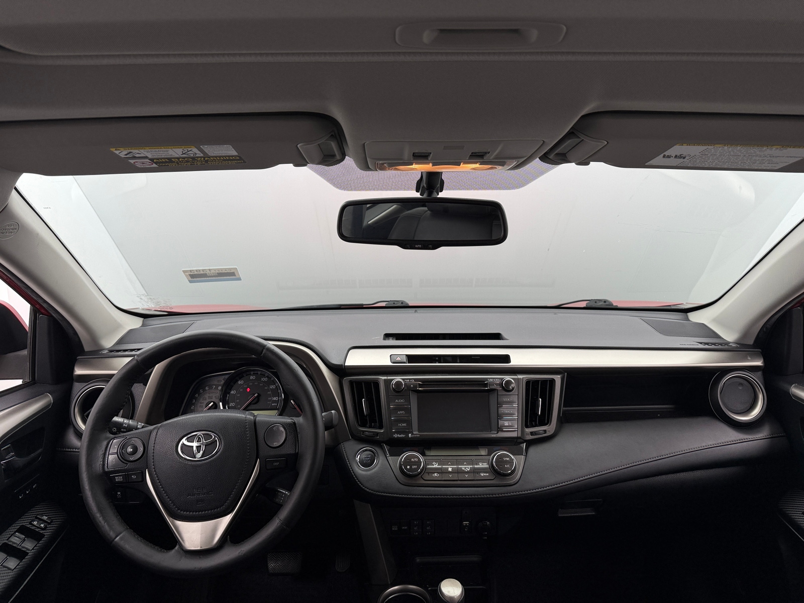 Thumbnail: 2015 Toyota RAV4 - 2