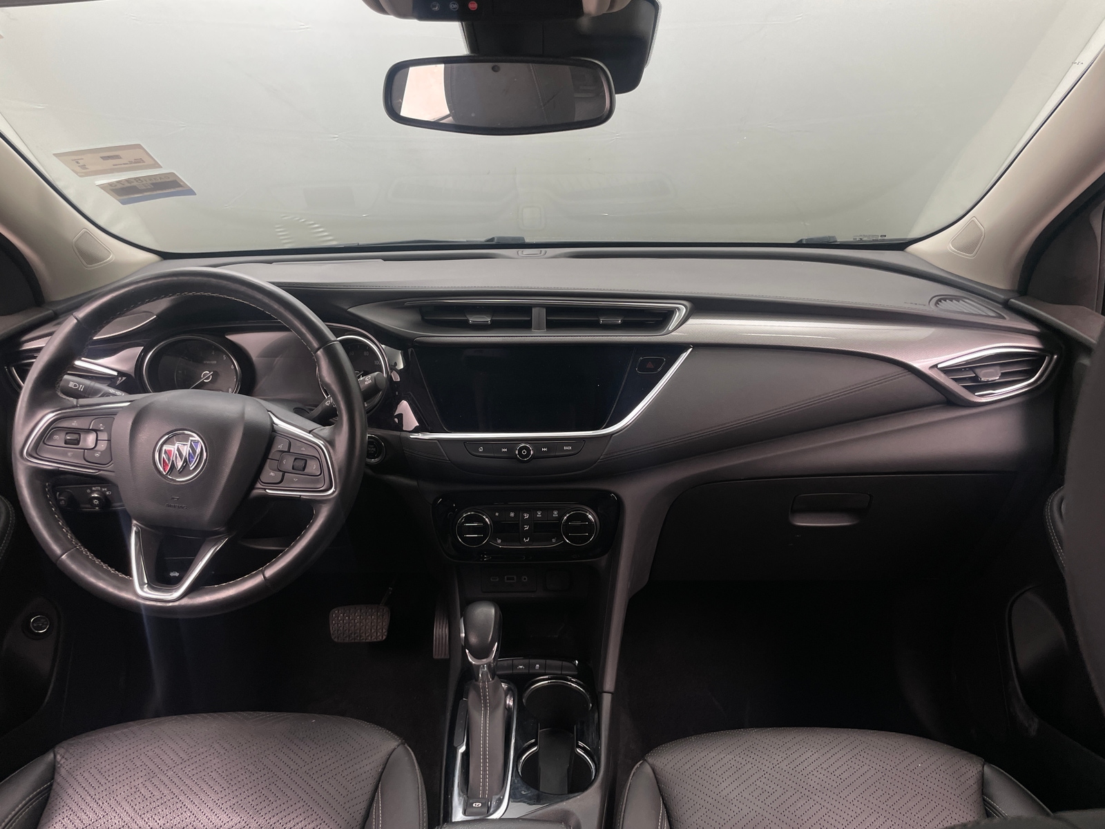 Thumbnail: 2022 Buick Encore GX - 2