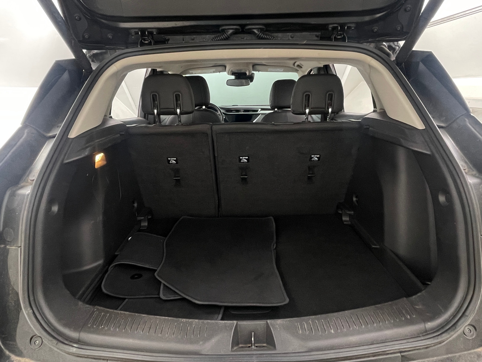 Thumbnail: 2022 Buick Encore GX - 6