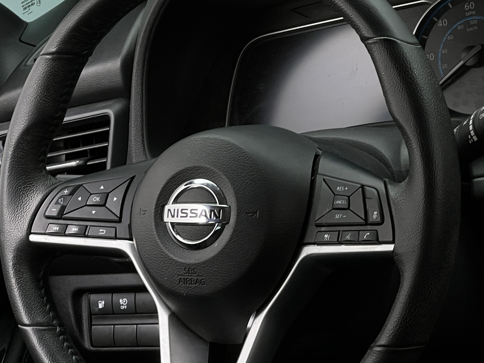 Thumbnail: 2019 Nissan Leaf - 5