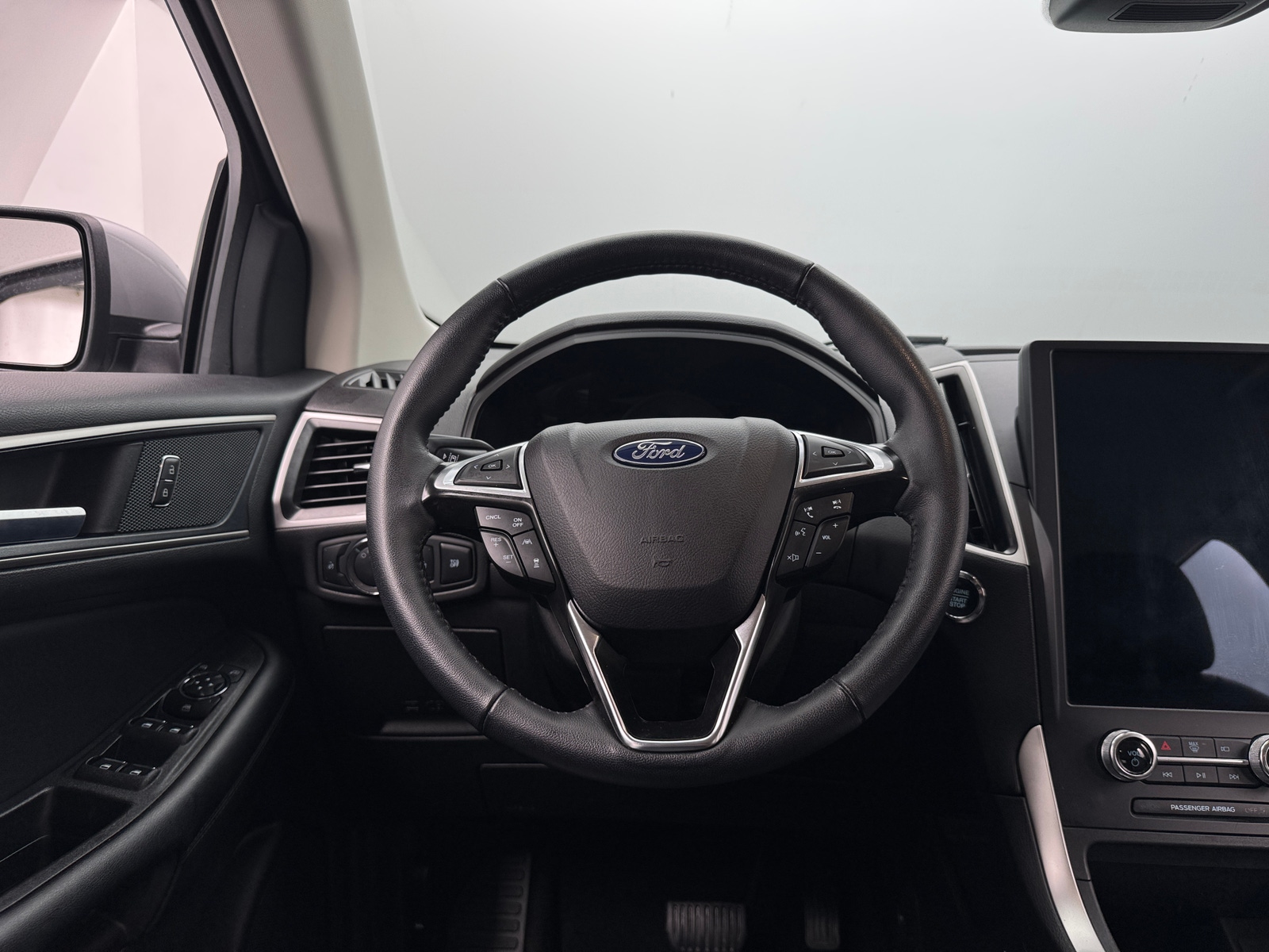 Thumbnail: 2024 Ford Edge - 4