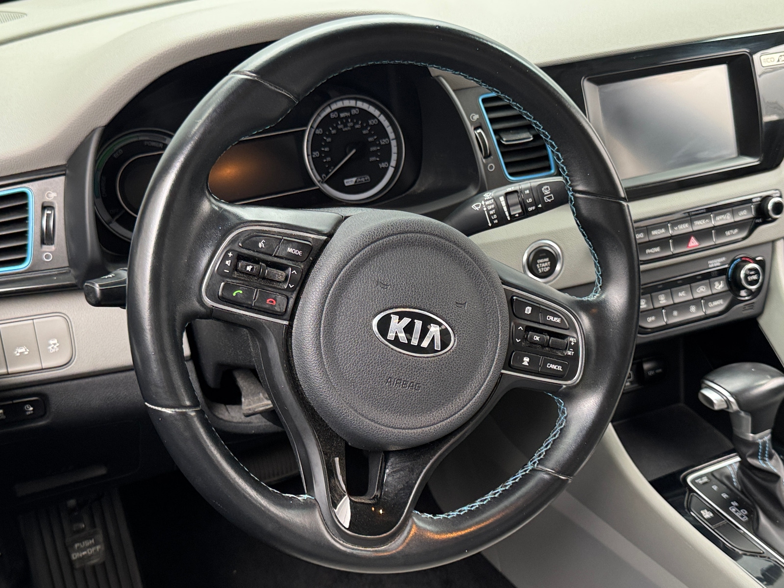 Thumbnail: 2019 Kia Niro - 4