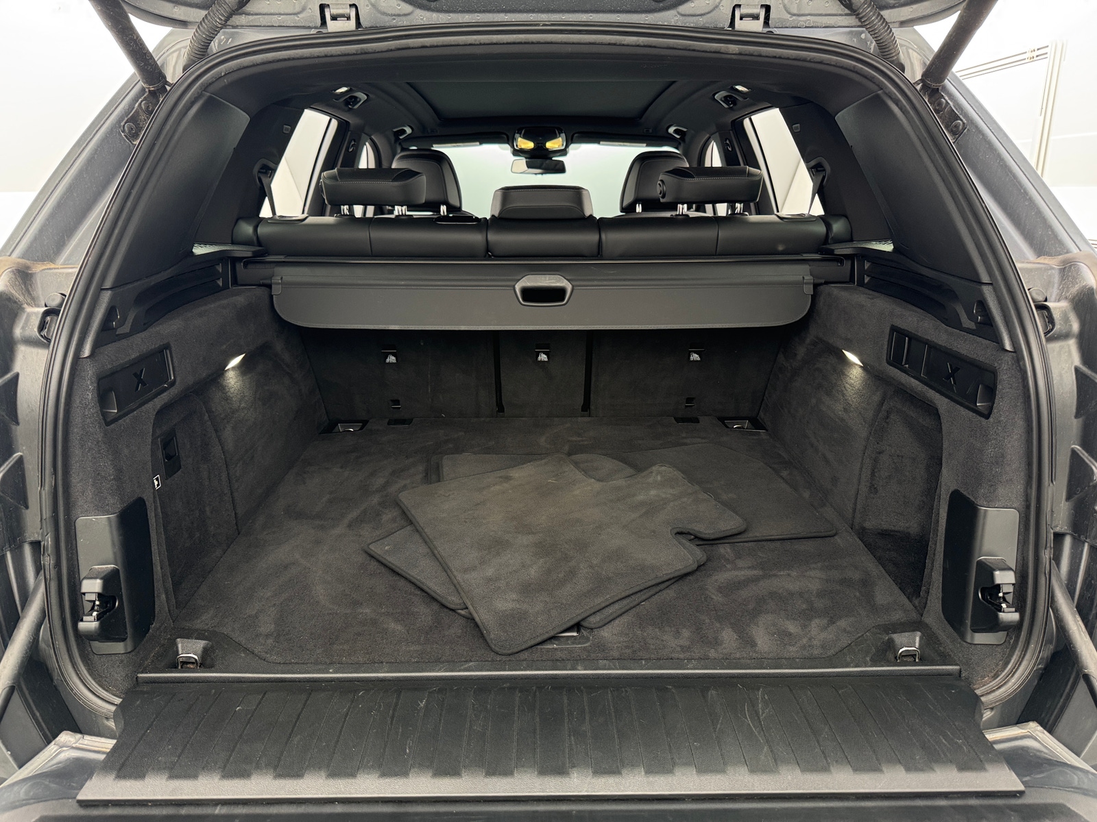 Thumbnail: 2025 BMW X5 - 6