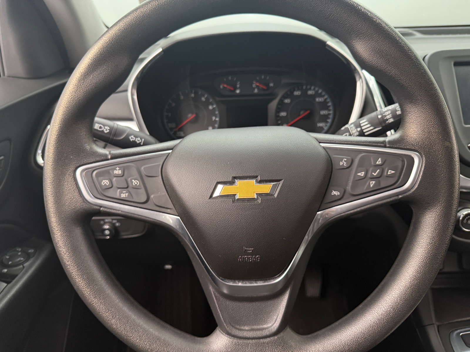 Thumbnail: 2018 Chevrolet Equinox - 5
