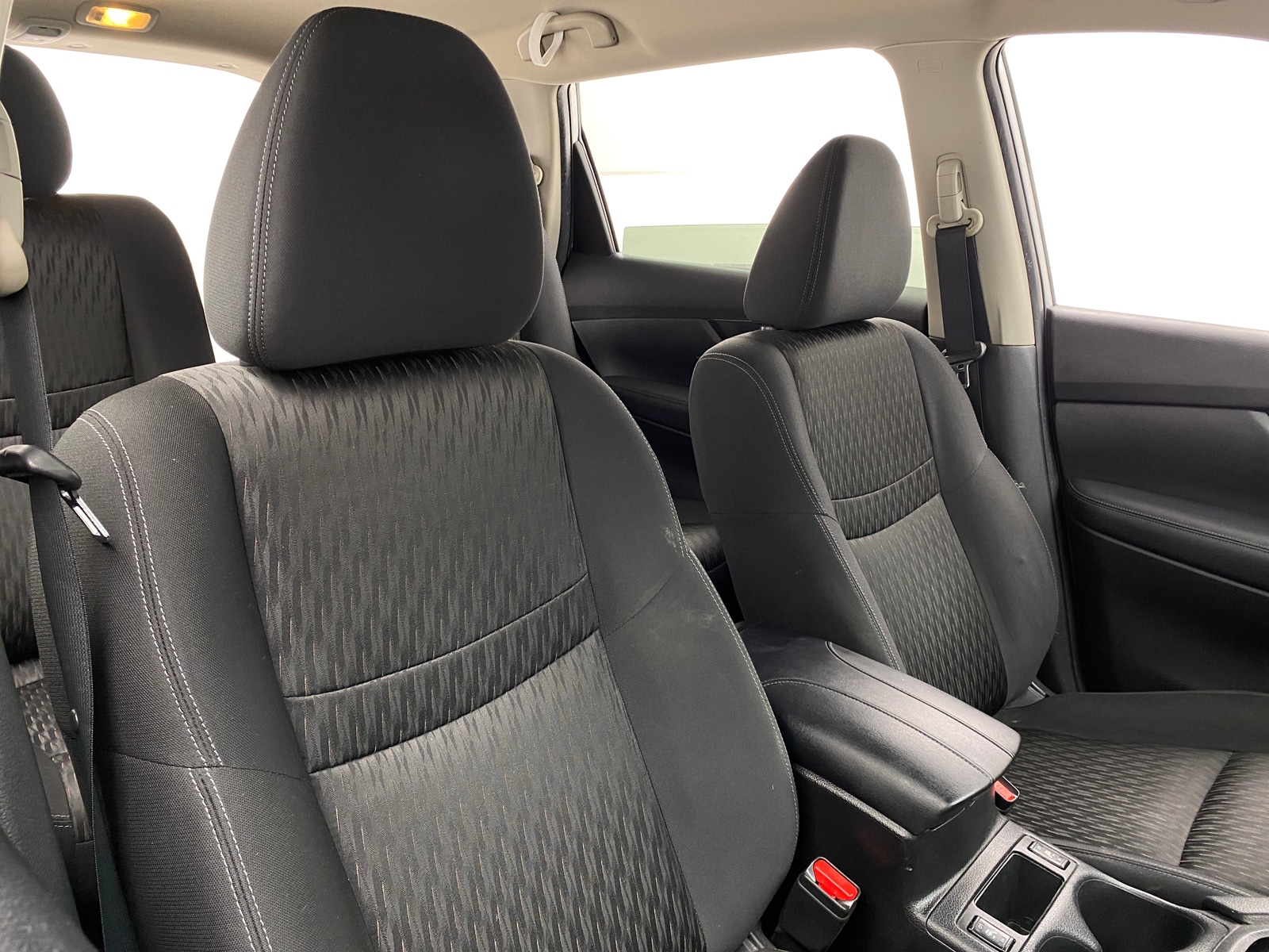 Thumbnail: 2018 Nissan Rogue - 2