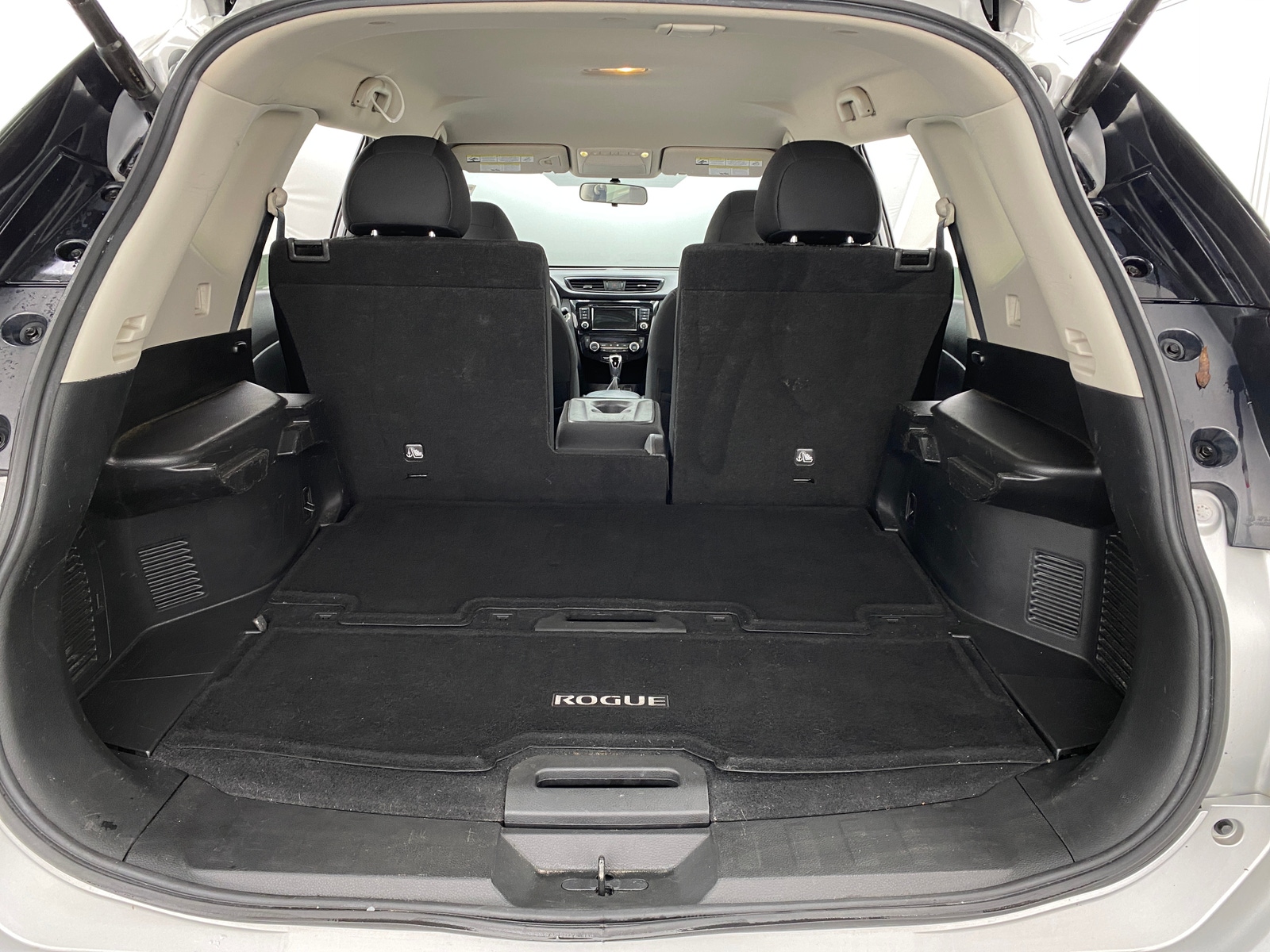 Thumbnail: 2018 Nissan Rogue - 7