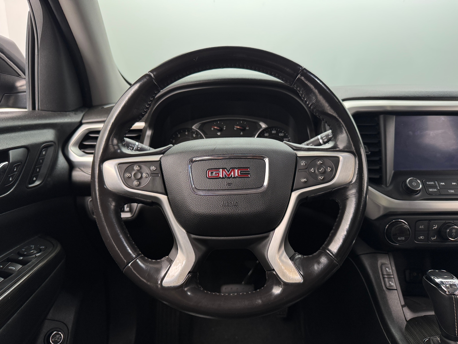 Thumbnail: 2018 GMC Acadia - 4