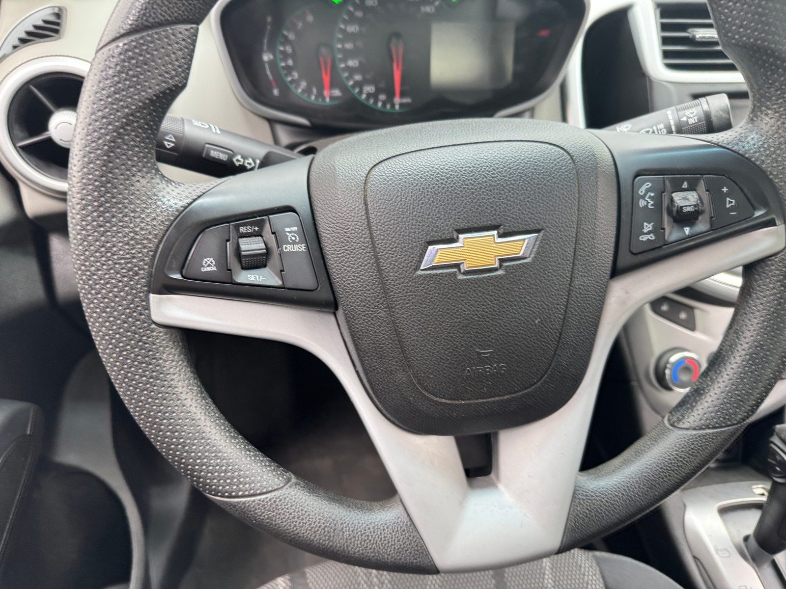 Thumbnail: 2018 Chevrolet Sonic - 5