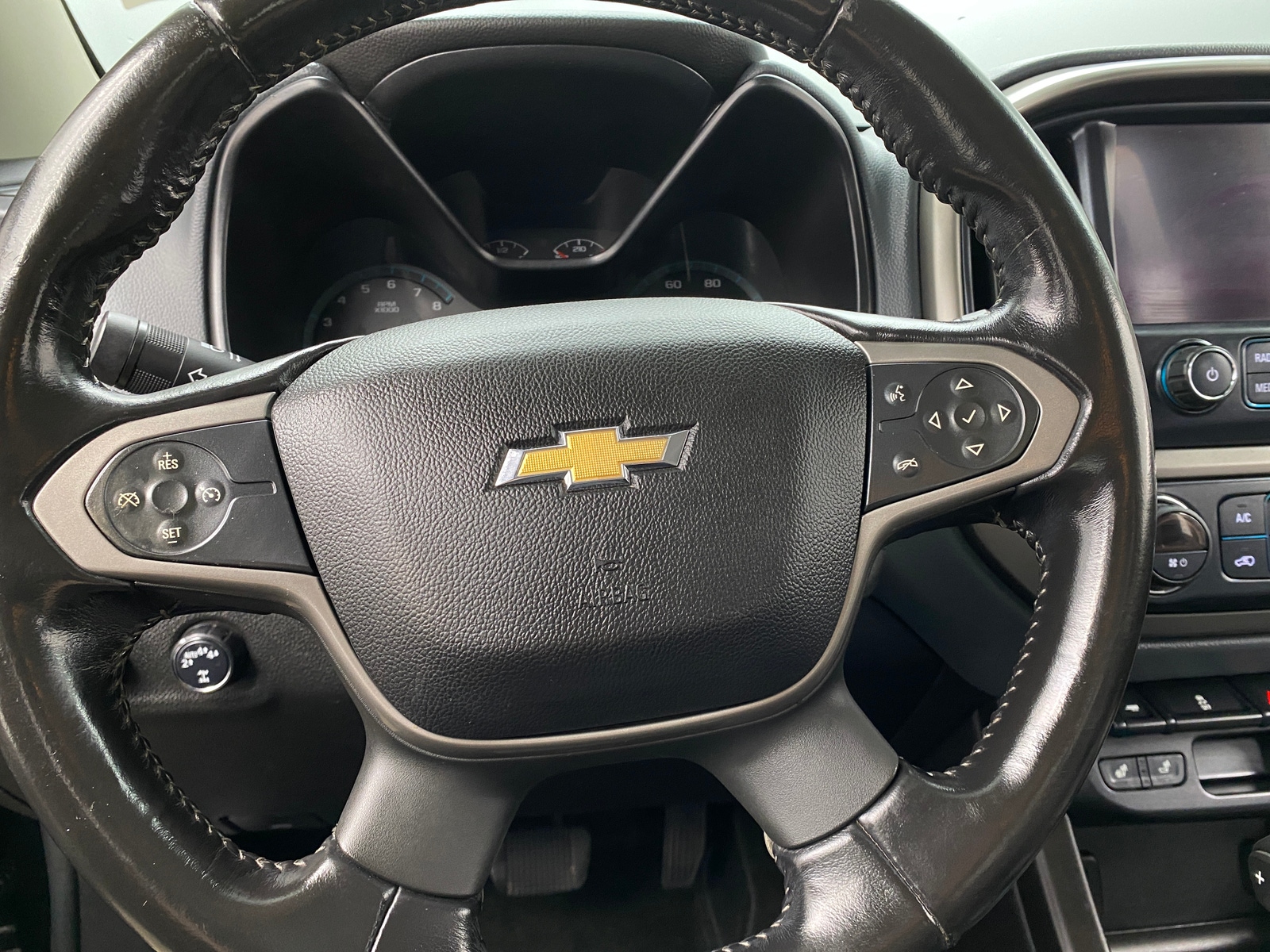 Thumbnail: 2018 Chevrolet Colorado - 4