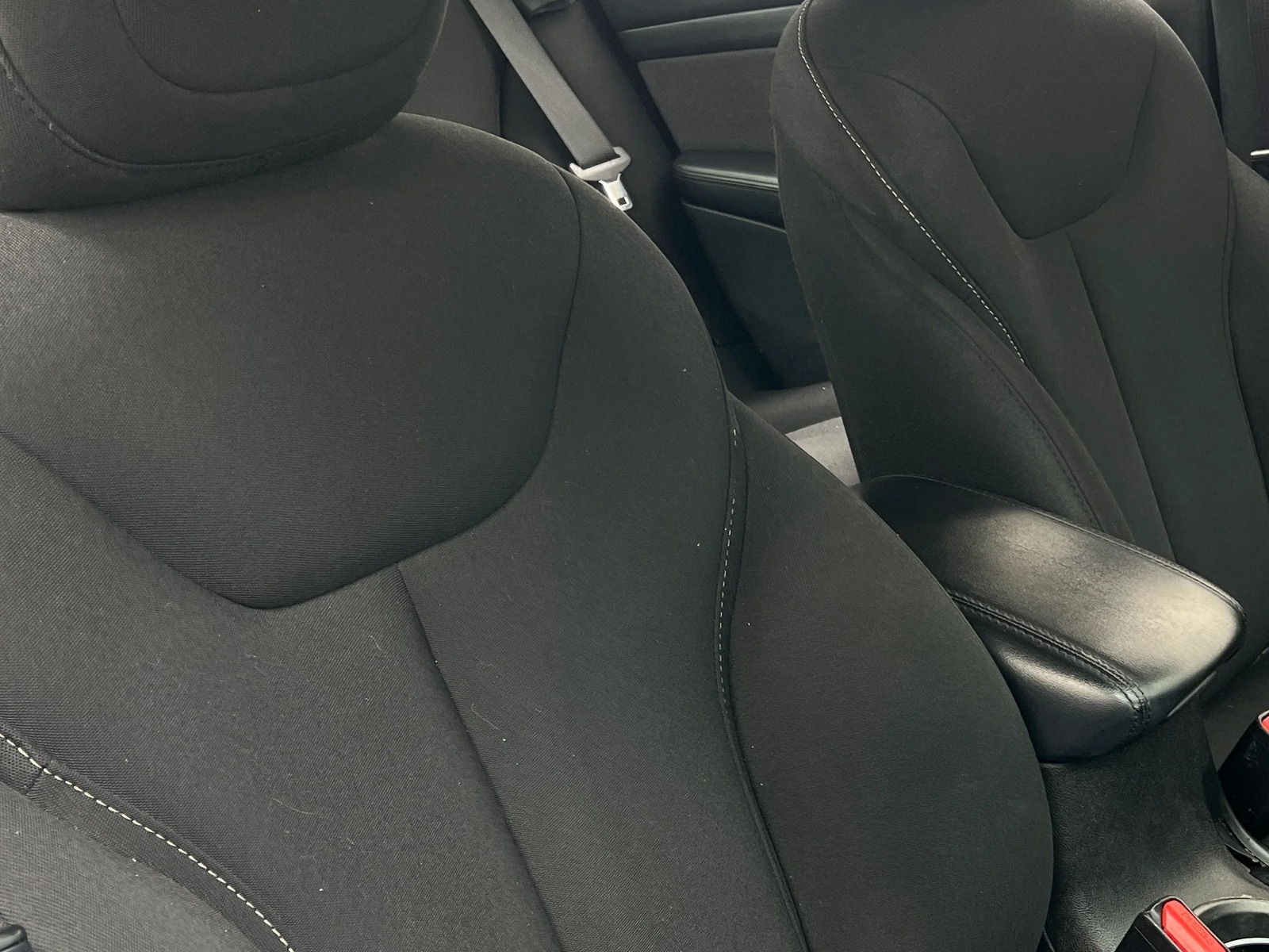 Thumbnail: 2013 Dodge Dart - 2