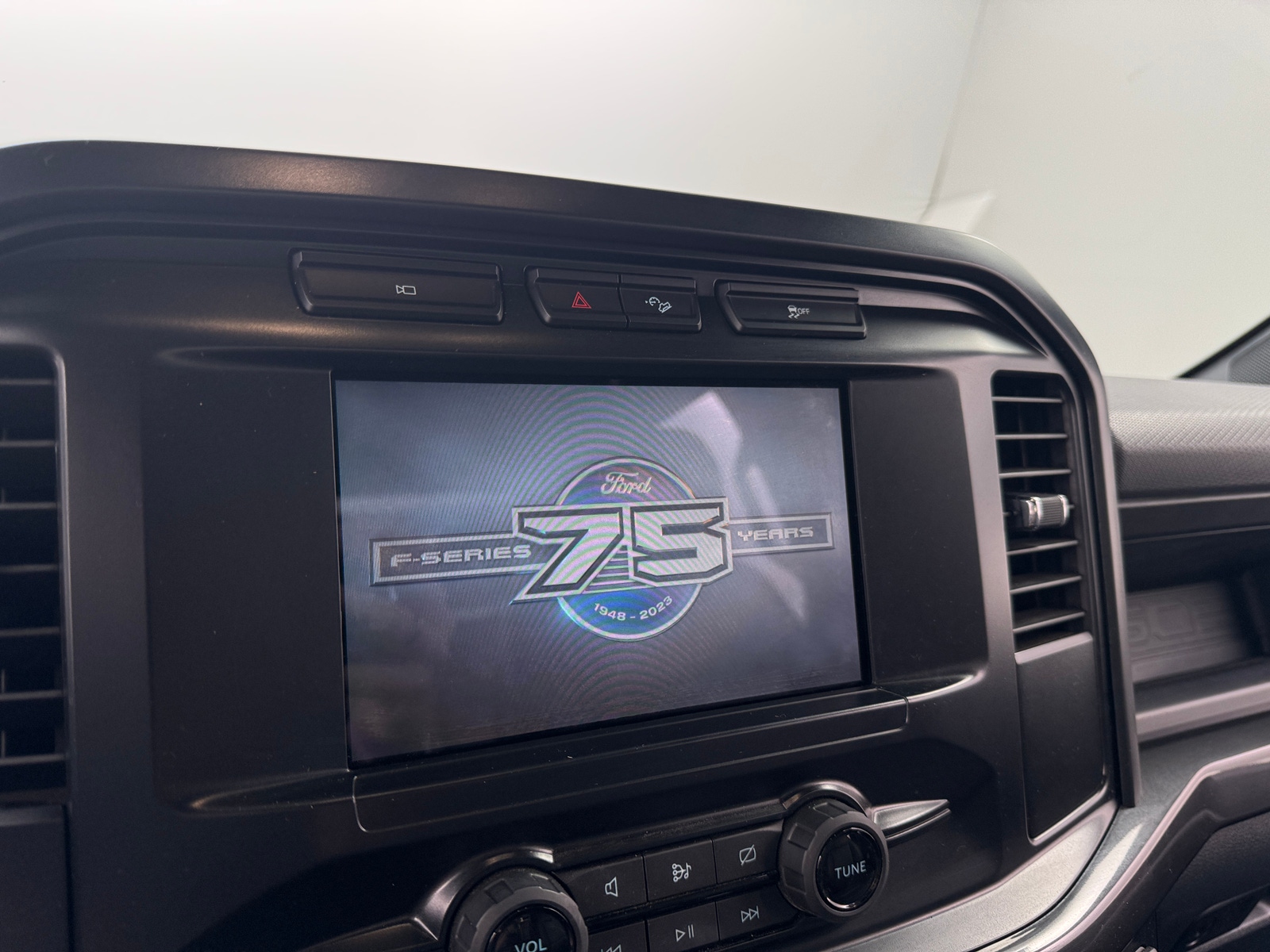 Thumbnail: 2023 Ford Econoline - 4