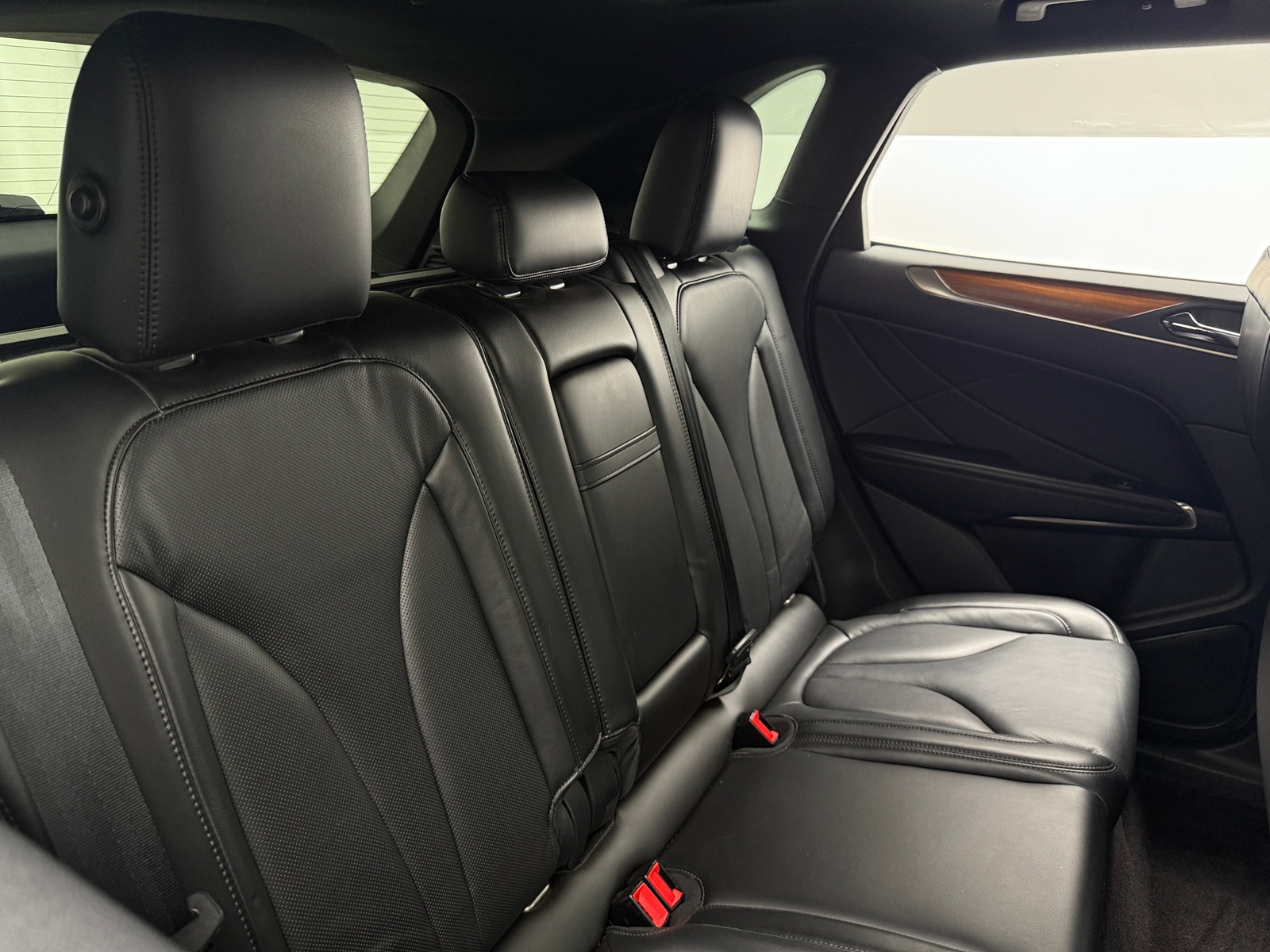 Thumbnail: 2017 Lincoln MKC - 5