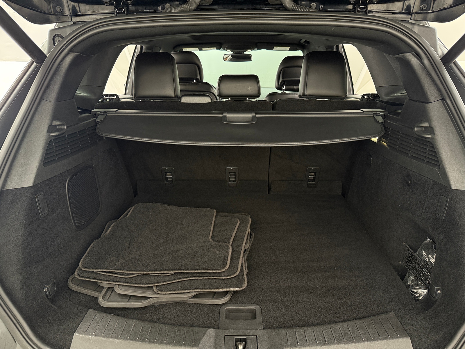 Thumbnail: 2017 Lincoln MKC - 6