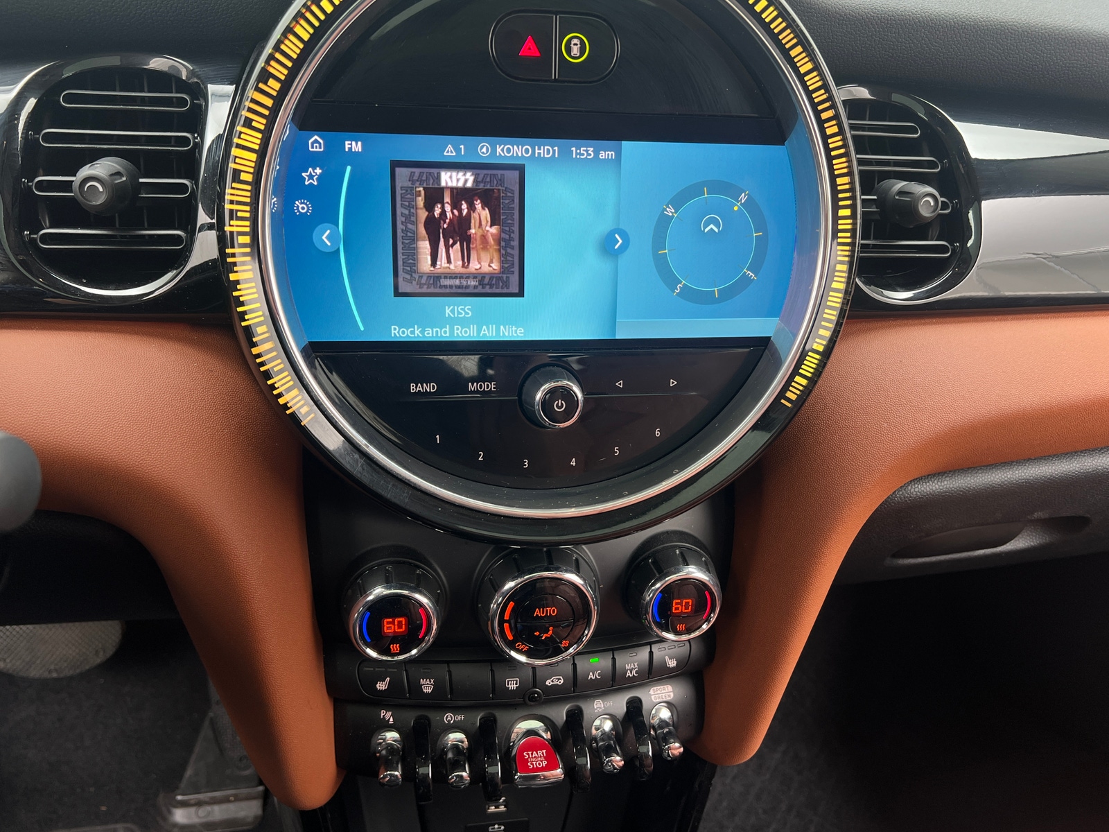 Thumbnail: 2023 MINI Cooper Hardtop - 3